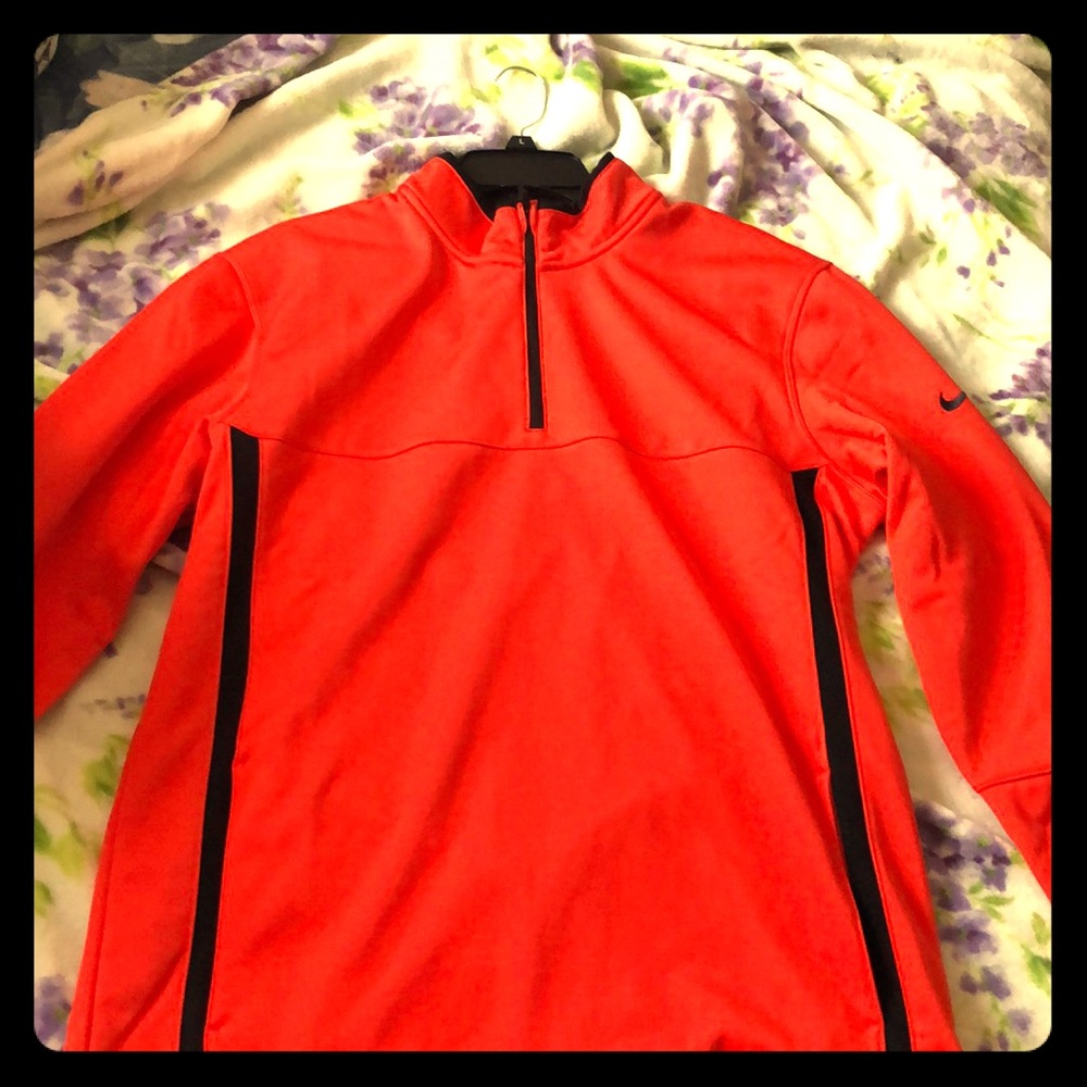 Nike men’s thermal fit